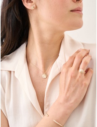 collier-mineral-plaque-or-zirconium-femme-bijoux-porte