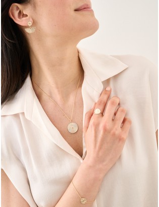 collier-plaque-or-rosace-chaine-femme-bijoux